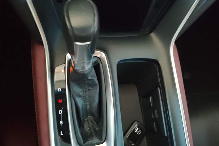 Used Honda Inspire 2022 260TURBO Elegant Edition Gear Lever