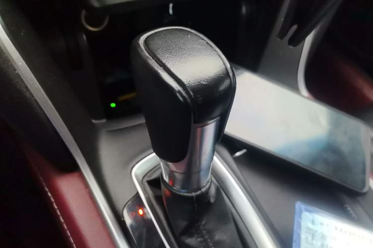 Used Honda Inspire 2022 260TURBO Elite Edition Gear Lever