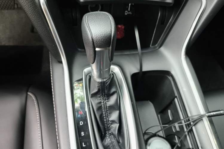 Used Honda Inspire 2022 260TURBO Elegant Edition Gear Lever