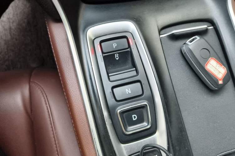Used Honda Inspire 2022 Lingpai Hybrid 2.0L Pure Elegant Edition Gear Lever