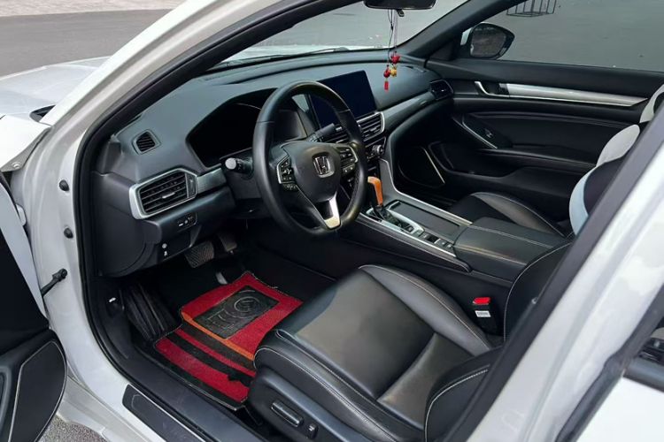 Used Honda Inspire 2022 260TURBO Elegant Edition Interior 2