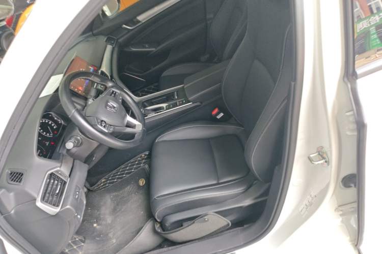 Used Honda Inspire 2022 260TURBO Elegant Edition Left Front Seat