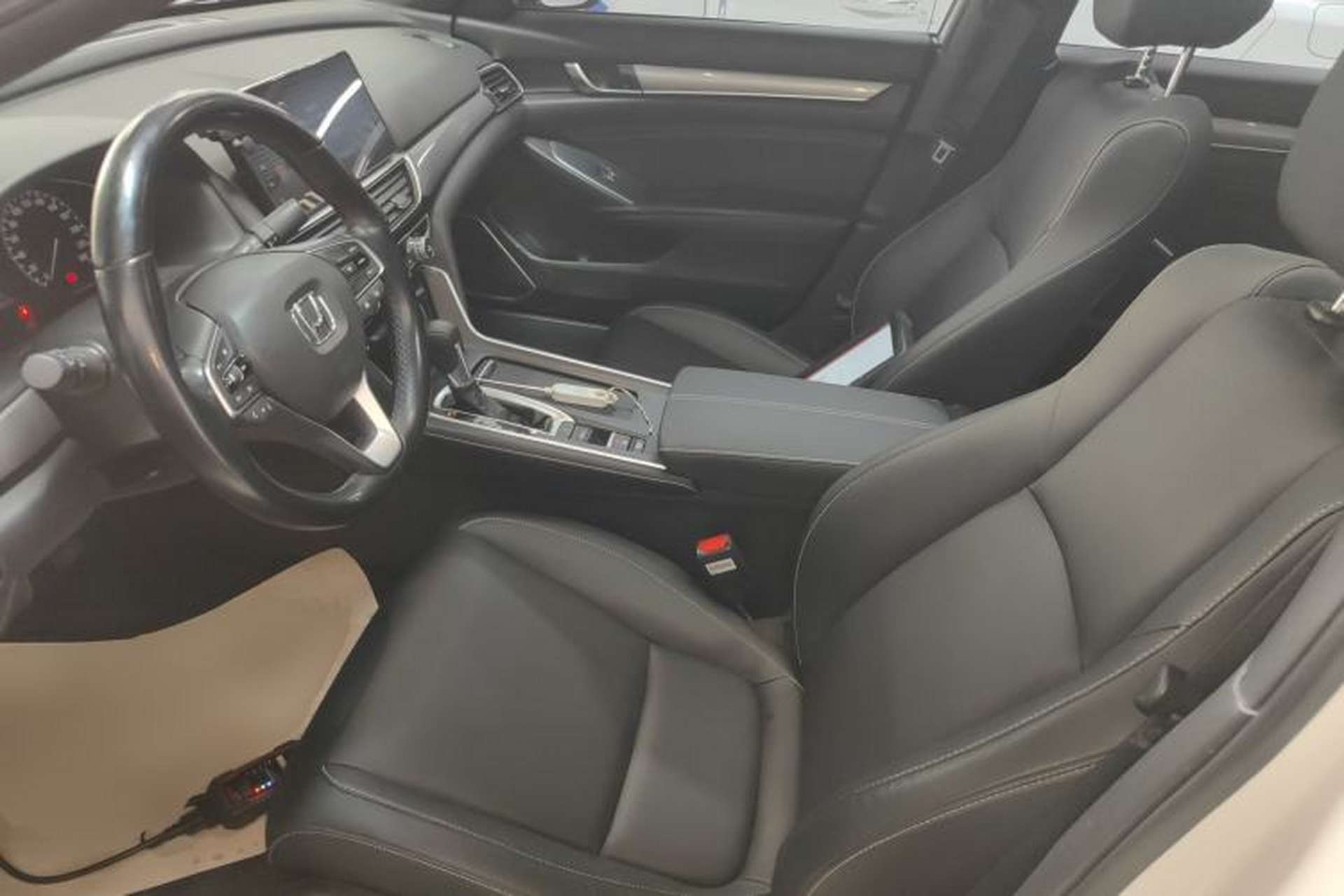 Used Honda Inspire 2022 260TURBO Elegant Edition Left Front Seat