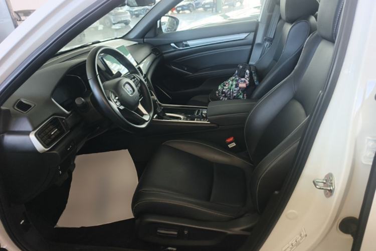 Used Honda Inspire 2022 260TURBO Elegant Edition Left Front Seat