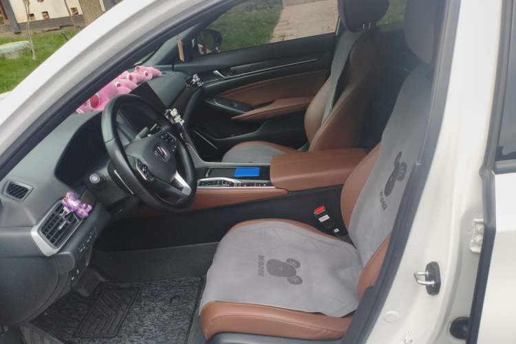 Used Honda Inspire 2022 Xing·Hybrid 2.0L Pure Edition Left Front Seat