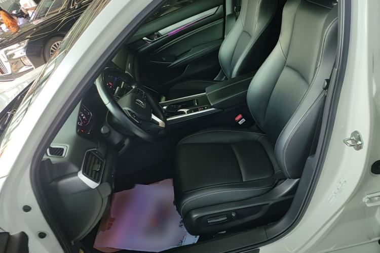 Used Honda Inspire 2022 260TURBO Elegant Edition Left Front Seat