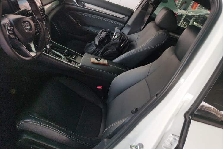 Used Honda Inspire 2022 260TURBO Elegant Edition Left Front Seat