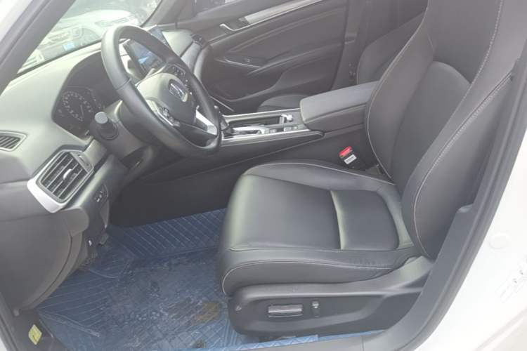 Used Honda Inspire 2022 260TURBO Elegant Edition Left Front Seat