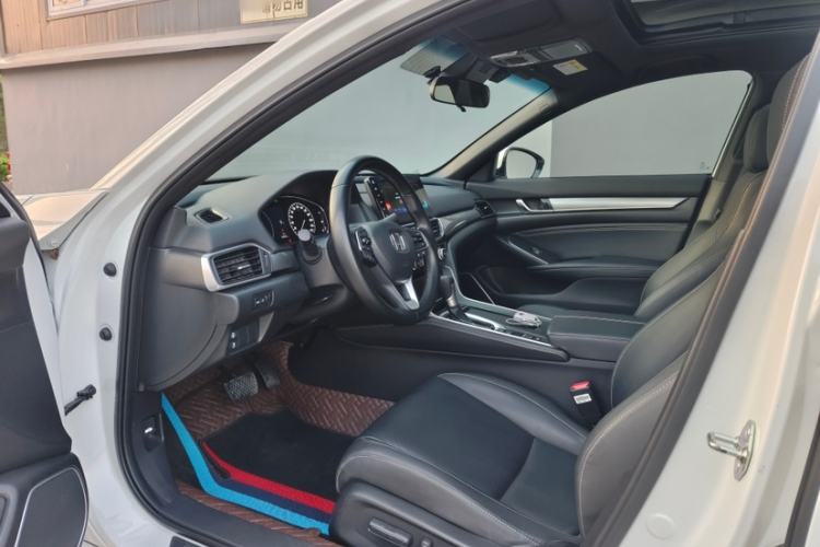 Used Honda Inspire 2022 260TURBO Elegant Edition Left Front Seat