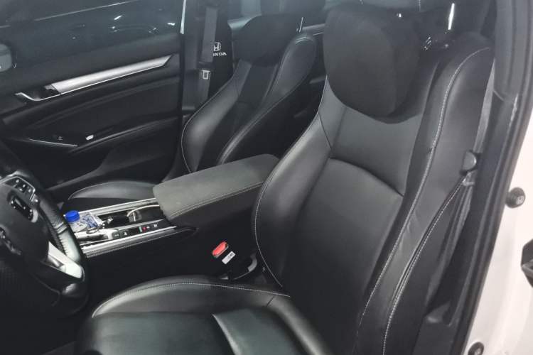 Used Honda Inspire 2022 260TURBO Elegant Edition Left Front Seat