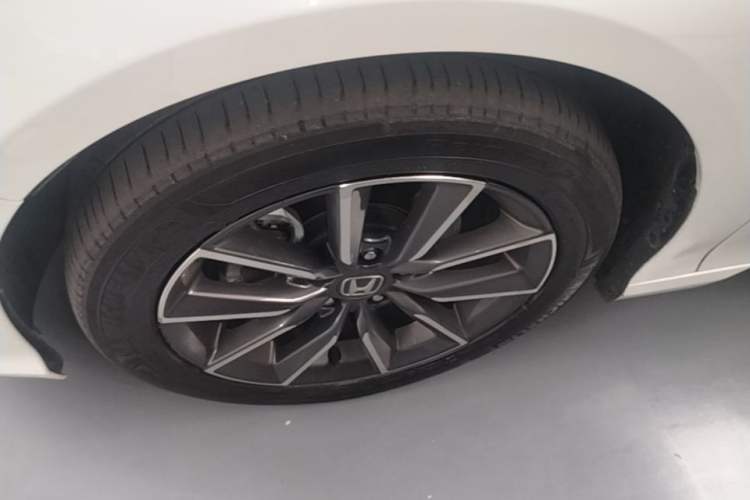 Used Honda Inspire 2022 260TURBO Elegant Edition Left Front Wheel Hub