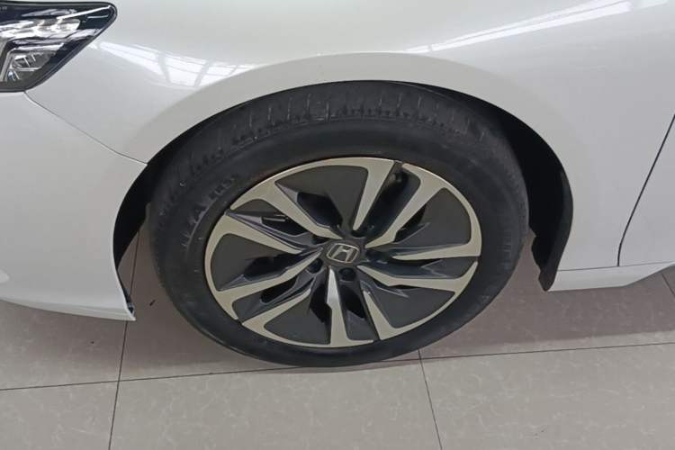Used Honda Inspire 2022 Lingpai Hybrid 2.0L Pure Elegant Edition Left Front Wheel Hub