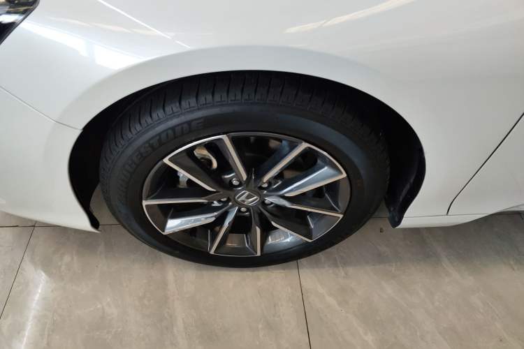 Used Honda Inspire 2022 260TURBO Elegant Edition Left Front Wheel Hub