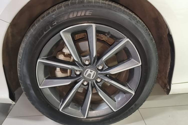 Used Honda Inspire 2022 260TURBO Elegant Edition Left Front Wheel Hub
