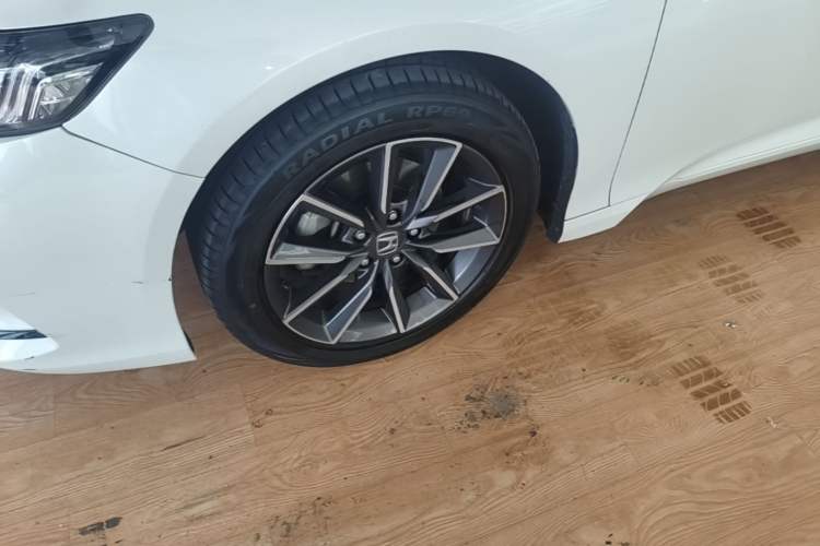 Used Honda Inspire 2022 260TURBO Elegant Edition Left Front Wheel Hub