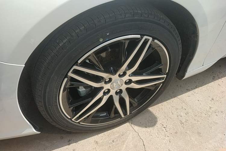 Used Honda Inspire 2022 260TURBO Jingyue Version Left Front Wheel Hub