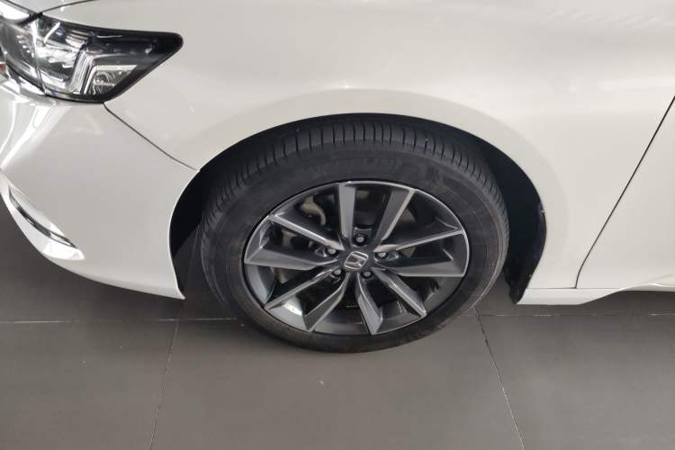 Used Honda Inspire 2022 260TURBO Elegant Edition Left Front Wheel Hub
