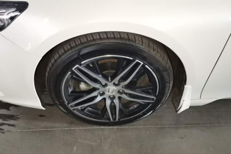 Used Honda Inspire 2022 260TURBO Jingyue Version Left Front Wheel Hub
