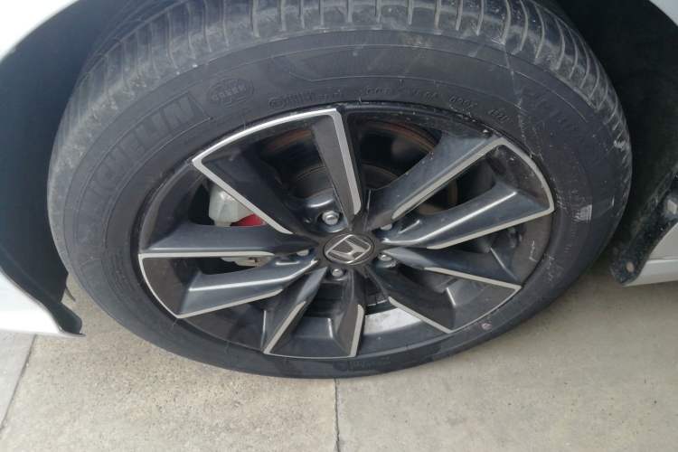 Used Honda Inspire 2022 260TURBO Elegant Edition Left Front Wheel Hub