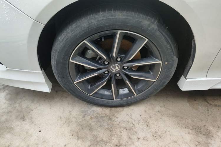 Used Honda Inspire 2022 260TURBO Elegant Edition Left Front Wheel Hub