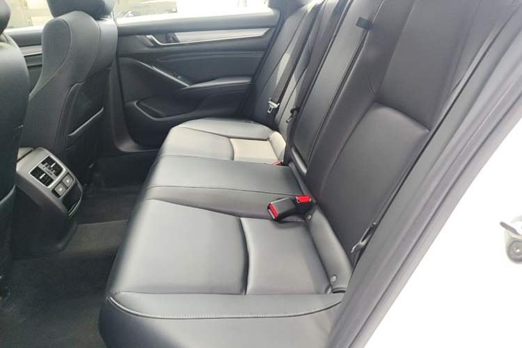 Used Honda Inspire 2022 260TURBO Elegant Edition Left Rear Seat