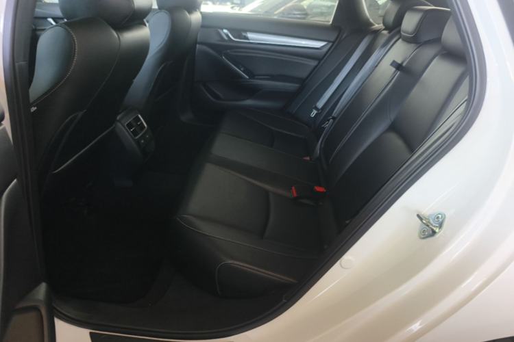 Used Honda Inspire 2022 260TURBO Elegant Edition Left Rear Seat