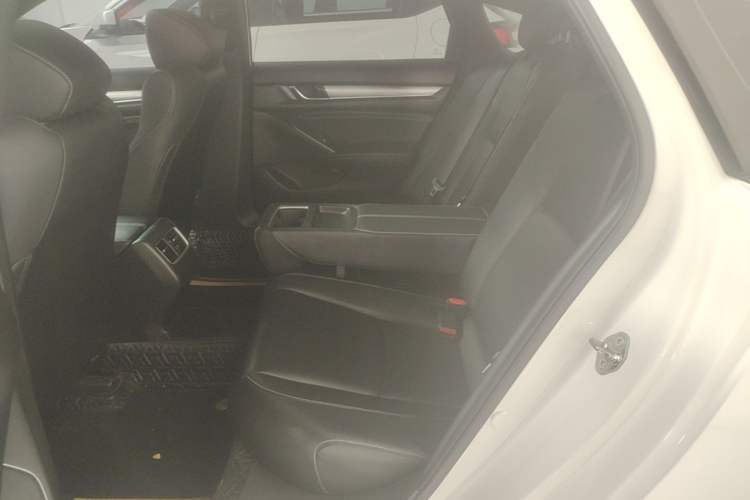 Used Honda Inspire 2022 260TURBO Elegant Edition Left Rear Seat
