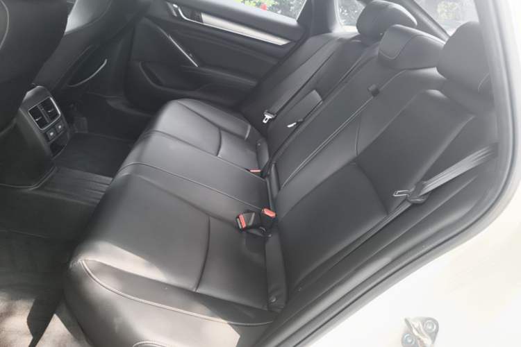 Used Honda Inspire 2022 260TURBO Elegant Edition Left Rear Seat