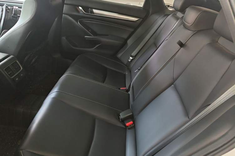 Used Honda Inspire 2022 260TURBO Elegant Edition Left Rear Seat