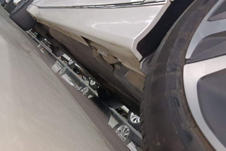 Used Honda Inspire 2022 Lingpai Hybrid 2.0L Pure Elegant Edition Left Side Sill