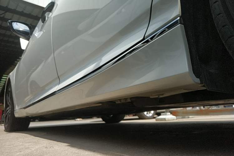 Used Honda Inspire 2022 260TURBO Jingyue Version Left Side Sill
