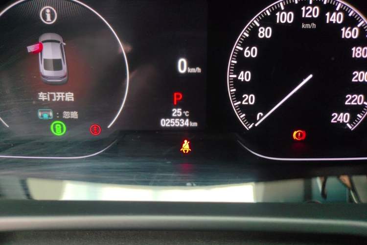 Used Honda Inspire 2022 260TURBO Jingyue Version Odometer Close Up