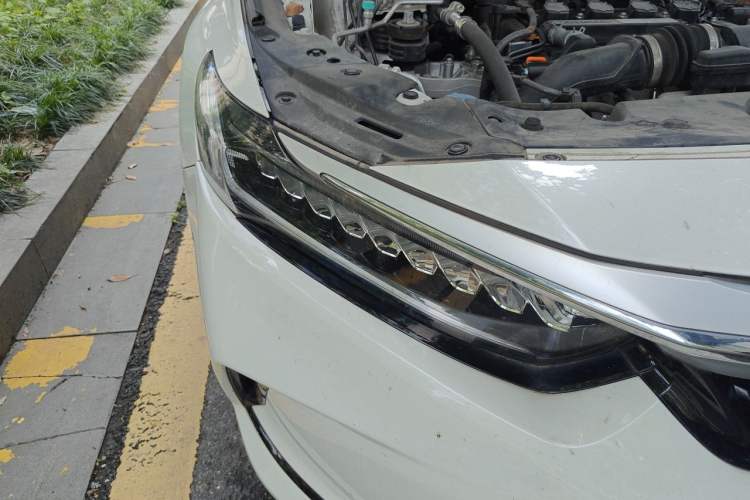 Used Honda Inspire 2022 260TURBO Elegant Edition Right Front Headlight