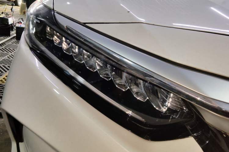 Used Honda Inspire 2022 260TURBO Elegant Edition Right Front Headlight