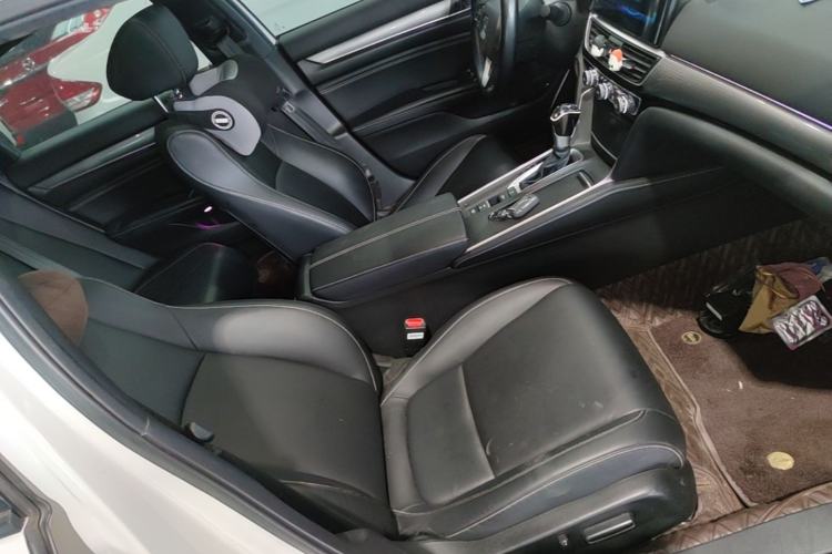 Used Honda Inspire 2022 260TURBO Elegant Edition Right Front Seat