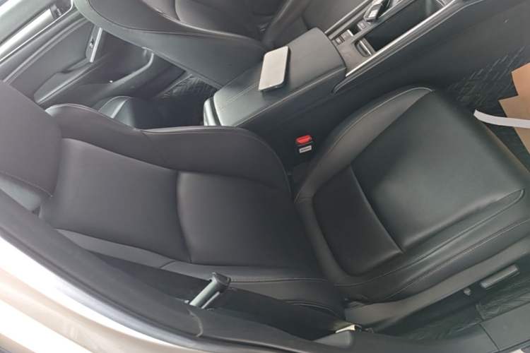 Used Honda Inspire 2022 260TURBO Elegant Edition Right Front Seat