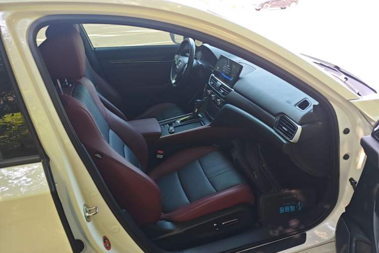 Used Honda Inspire 2022 260TURBO Jingyue Version Right Front Seat