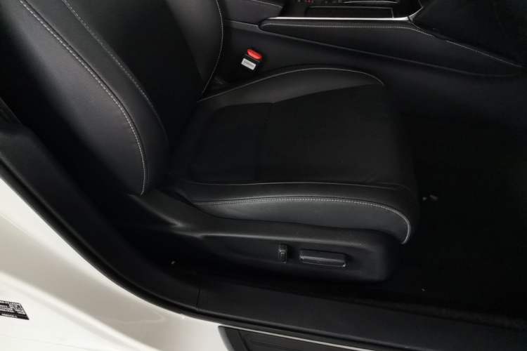 Used Honda Inspire 2022 260TURBO Elegant Edition Right Front Seat