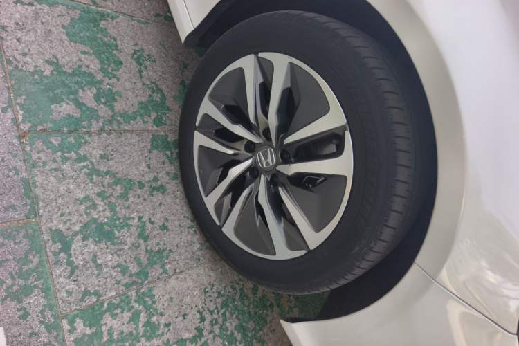 Used Honda Inspire 2022 Lingpai Hybrid 2.0L Pure Elegant Edition Right Front Wheel Hub