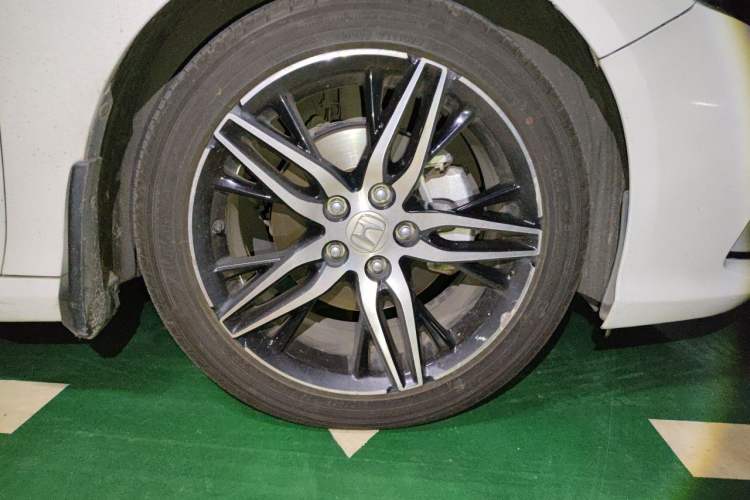 Used Honda Inspire 2022 260TURBO Jingyue Version Right Front Wheel Hub