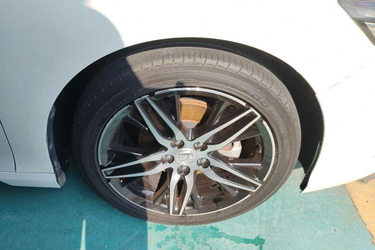 Used Honda Inspire 2022 260TURBO Jingyue Version Right Front Wheel Hub
