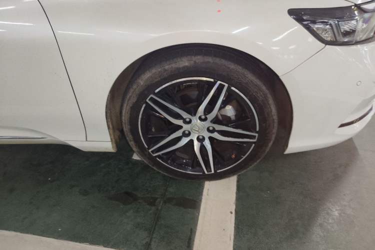 Used Honda Inspire 2022 260TURBO Jingyue Version Right Front Wheel Hub