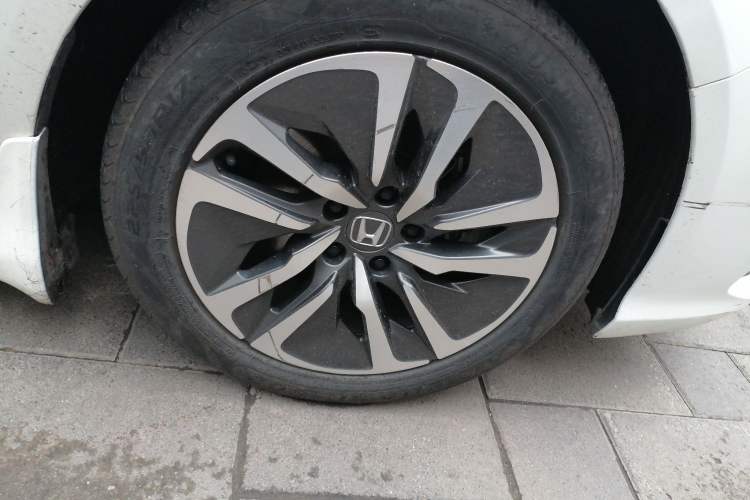 Used Honda Inspire 2022 Rui Hybrid 2.0L Jingzhi Edition Right Front Wheel Hub