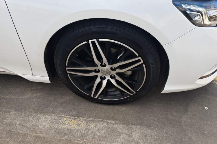Used Honda Inspire 2022 260TURBO Elite Edition Right Front Wheel Hub