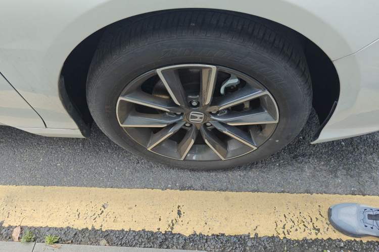 Used Honda Inspire 2022 260TURBO Elegant Edition Right Front Wheel Hub