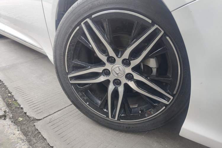 Used Honda Inspire 2022 260TURBO Jingyue Version Right Front Wheel Hub
