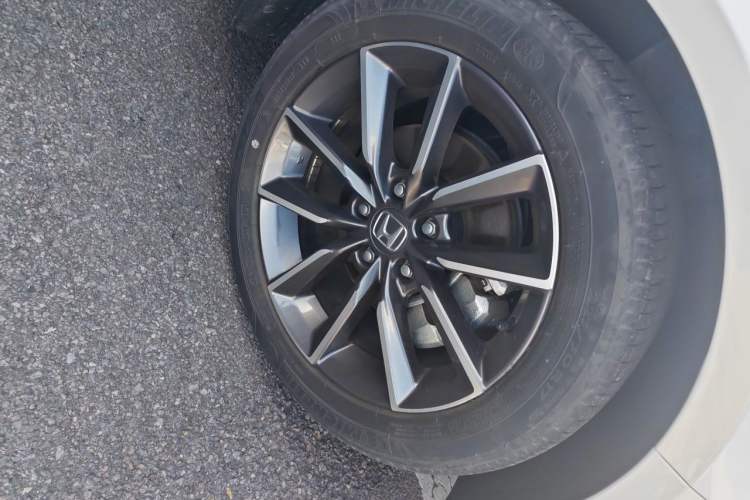 Used Honda Inspire 2022 260TURBO Elegant Edition Right Front Wheel Hub