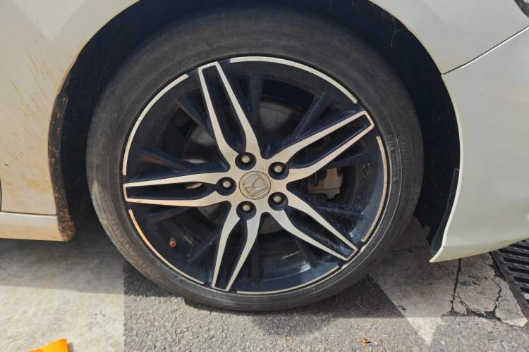 Used Honda Inspire 2022 Xing·Hybrid 2.0L Pure Edition Right Front Wheel Hub