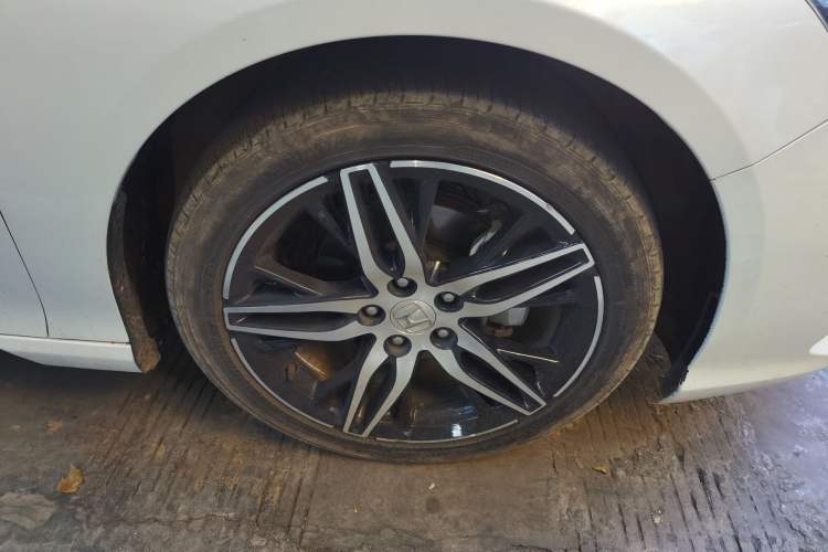 Used Honda Inspire 2022 260TURBO Jingyue Version Right Front Wheel Hub