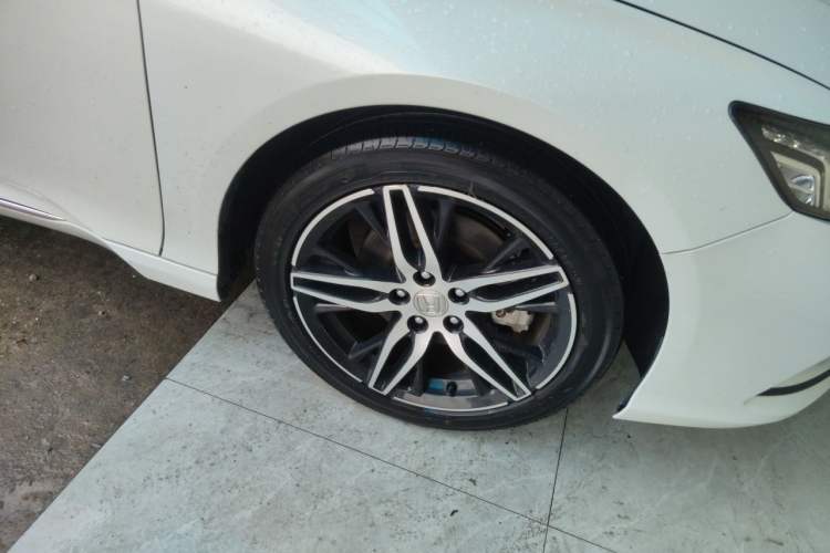 Used Honda Inspire 2022 Xing·Hybrid 2.0L Pure Edition Right Front Wheel Hub